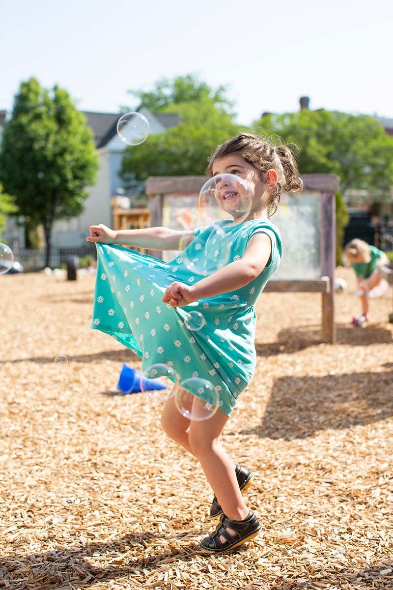 school-dance-bubbles-800v-1711631